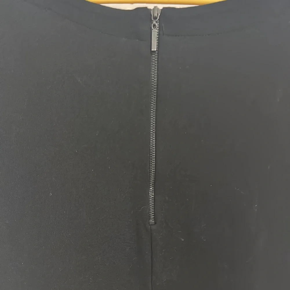 Zara Classic Black sleeveless dress with deep V-neck and zip at the back! NWOT - Picture 7 of 8